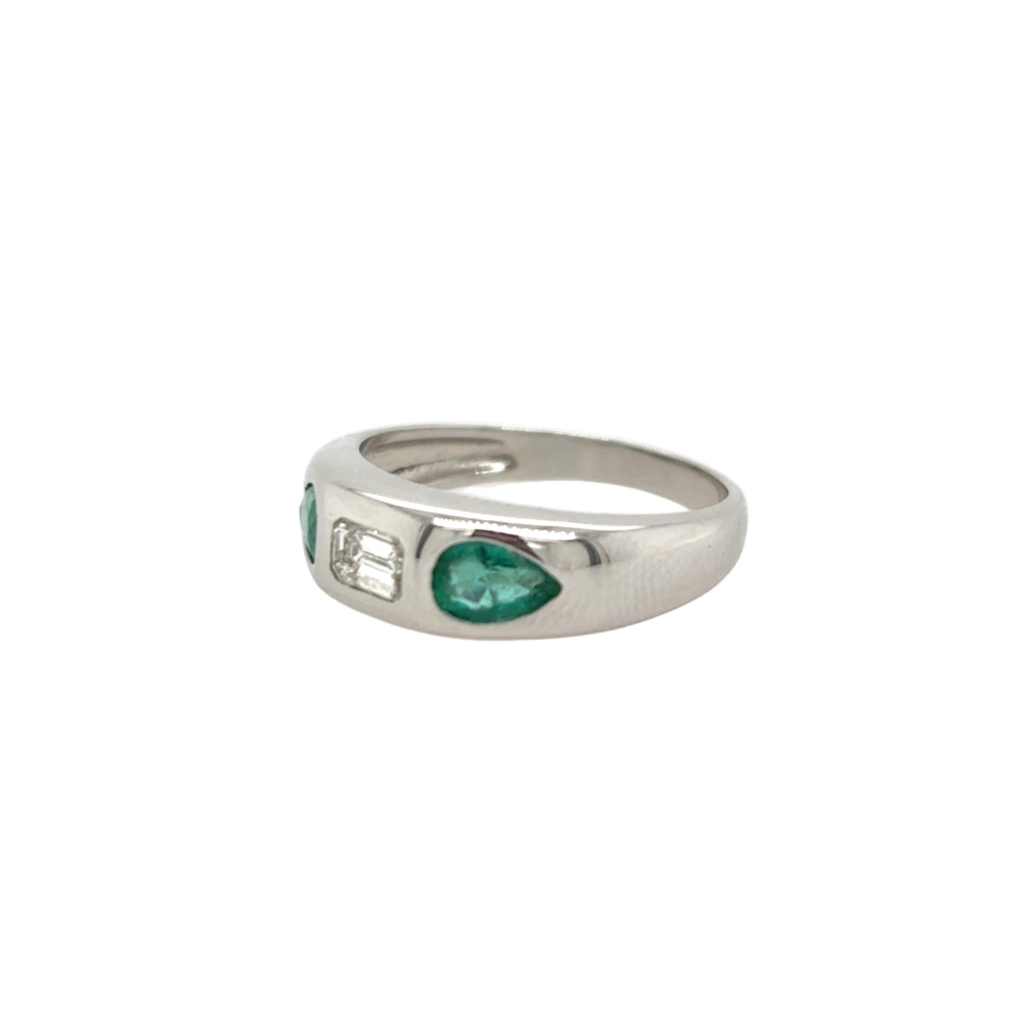 14KT Emerald and Diamond Band