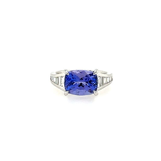 18kt Tanzanite and Diamond Ring