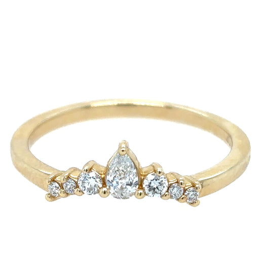 Zoë Chicco 14kt Pear and Graduate Round Diamond Crown Ring